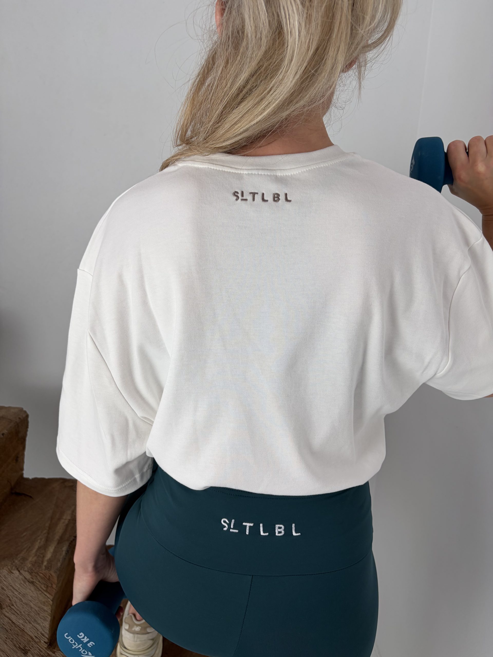 Cropped white tee